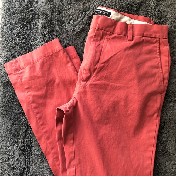 Banana Republic Fulton Chino - Picture 2 of 5